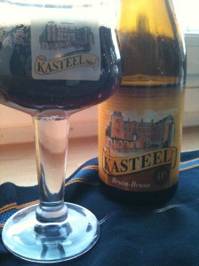 Kasteelbier brown - Belgian beer: read our independent review about this dark brown beer from Belgium